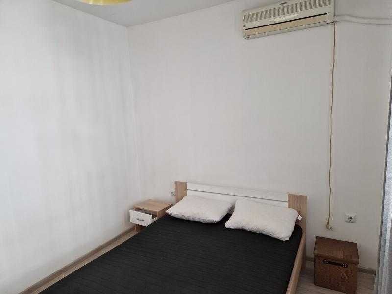 Дава се под наем Двустаен апартамент в Бургас, Братя Миладинови - 55 кв.м за 448.8 € - Снимка #4