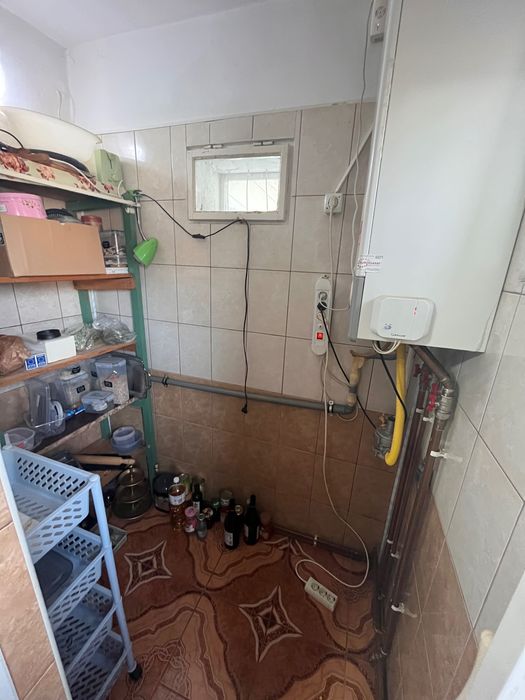 Închiriez apartament 2 camere cu centrala