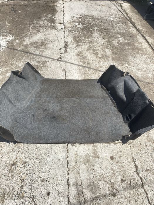 Обшивки багажника на bmw e 34