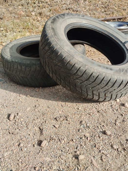 Продам резину 215*70 R16