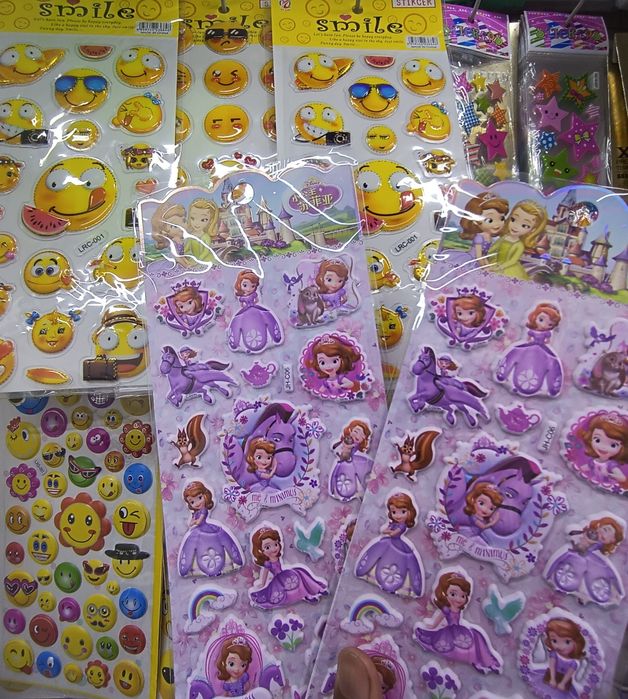 Детские планшеты и часы смайлики