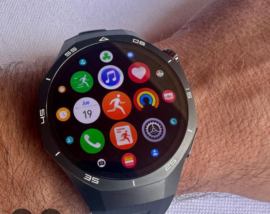 Tech Master smart watch