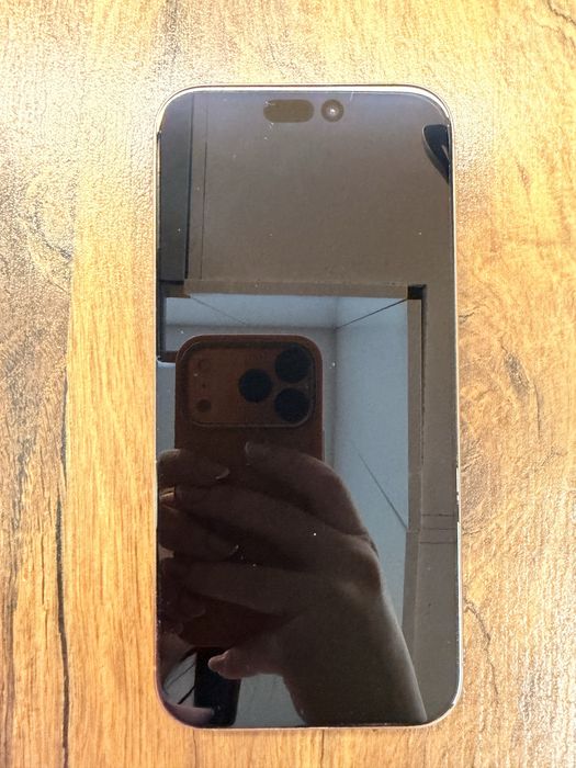 Iphone 16 pro max Desert Titanium Gold