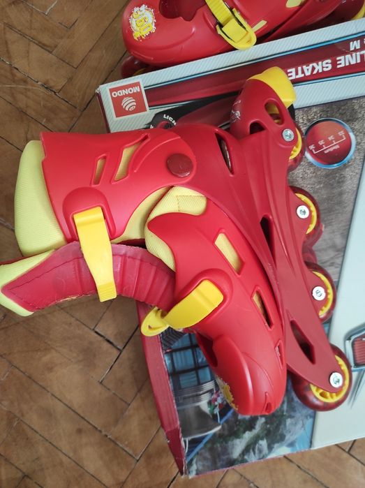 Role copii Mondo ajustabile, marimi 33-36, 4 roti, in linie, Cars