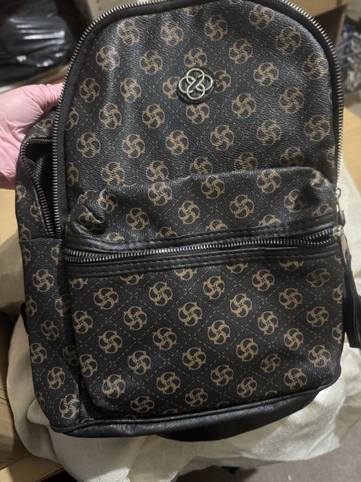 Дамска модерна раница