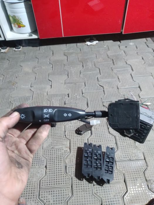 Kalotka manitqfon oyna tushuradigan oldi orqa kalotka