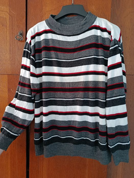 Мужская одежда... ветровка, пуловеры