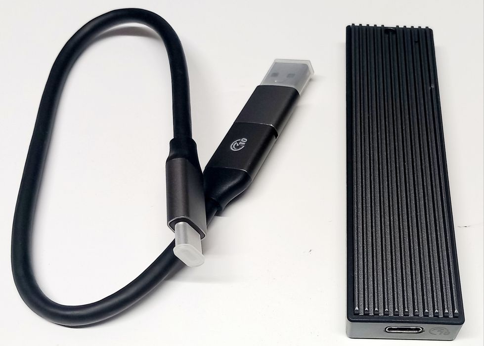 HDD Extern / Stocare externă backup SSD intel NVMe 512Gb USB-C