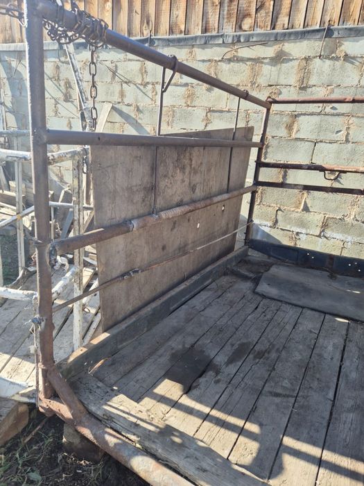 Продам Коневозка