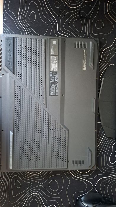 Laptop asus rog strix g15
