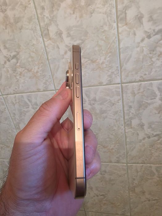 Iphone 16 pro / 1 tb.