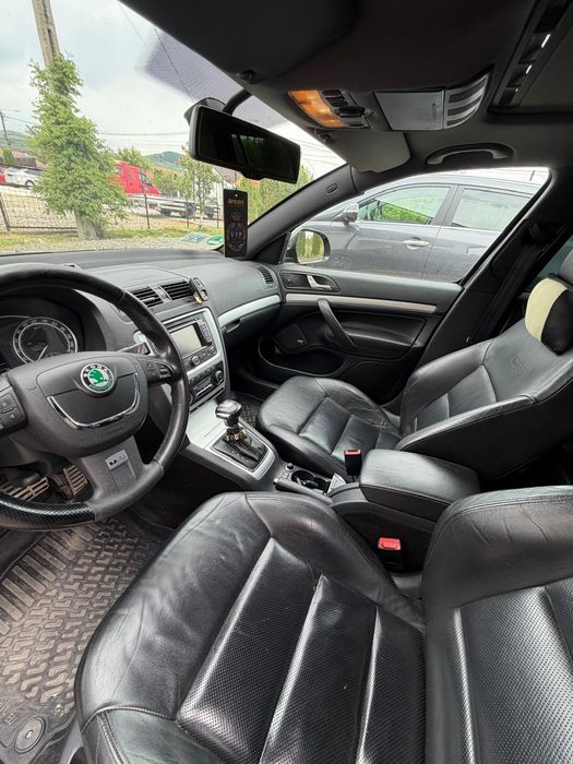 SKODA Octavia 2012 — imagine 5