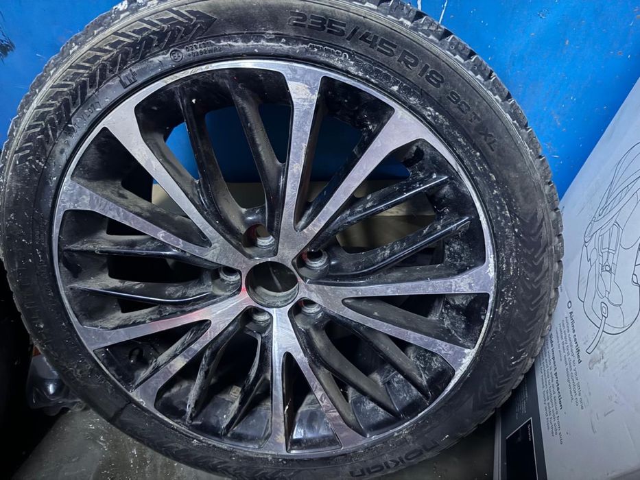 Продам диск с резиной