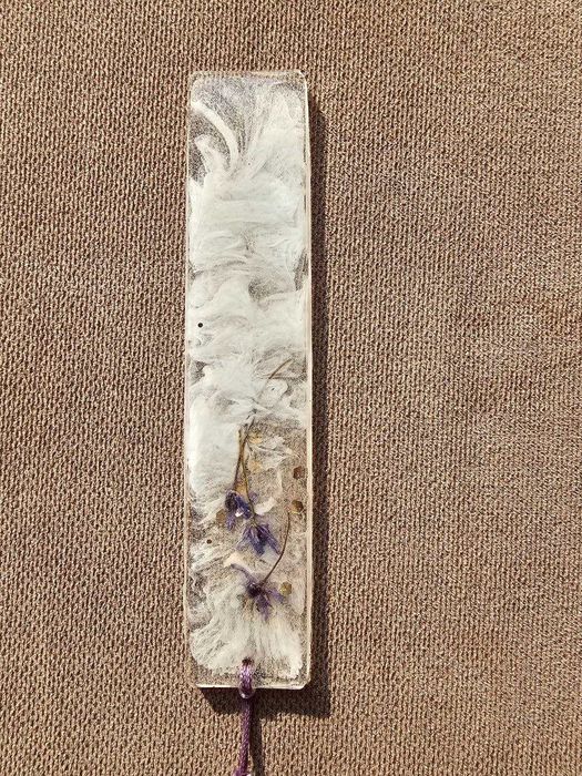 Разделител за книга / Bookmark