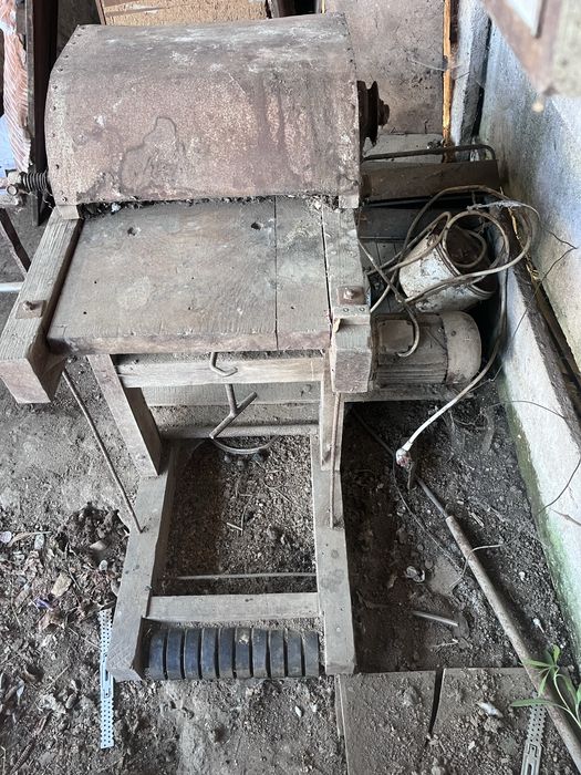 Se vinde grosime pentru tamplarie