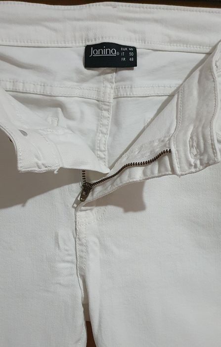 Vând pantaloni damă albi mărimea 46