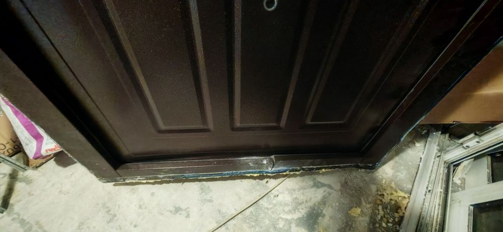 Входна врата 205х99х9см