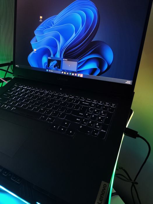 Leptop de gaming Lenovo nu mai țin minte seria