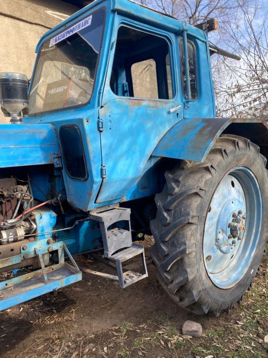 Трактор сатылады срочно