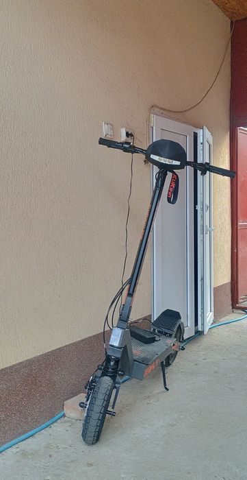 Trotineta electrică kukirin G2 2025