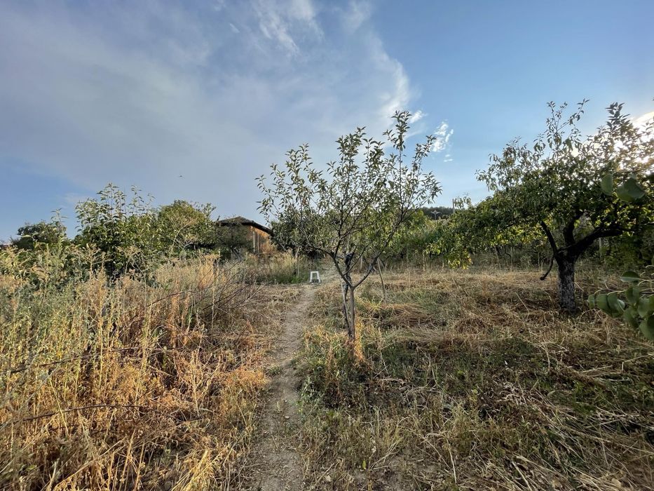 Продава се Къща в Хисаря - 1200 кв.м за 25 €/кв.м - Снимка #8