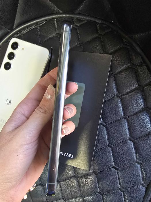 Samsung Galaxy S23 8/256