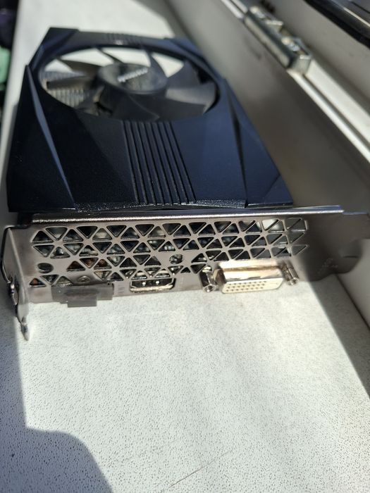 Placa Video Nvidia GTX 1650 4gb gddr6