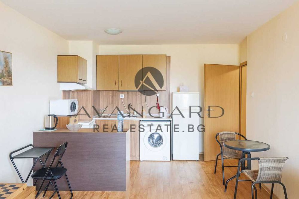 Продава се Двустаен апартамент в Пловдив, Христо Смирненски - 68 кв.м за 2085 €/кв.м - Снимка #1