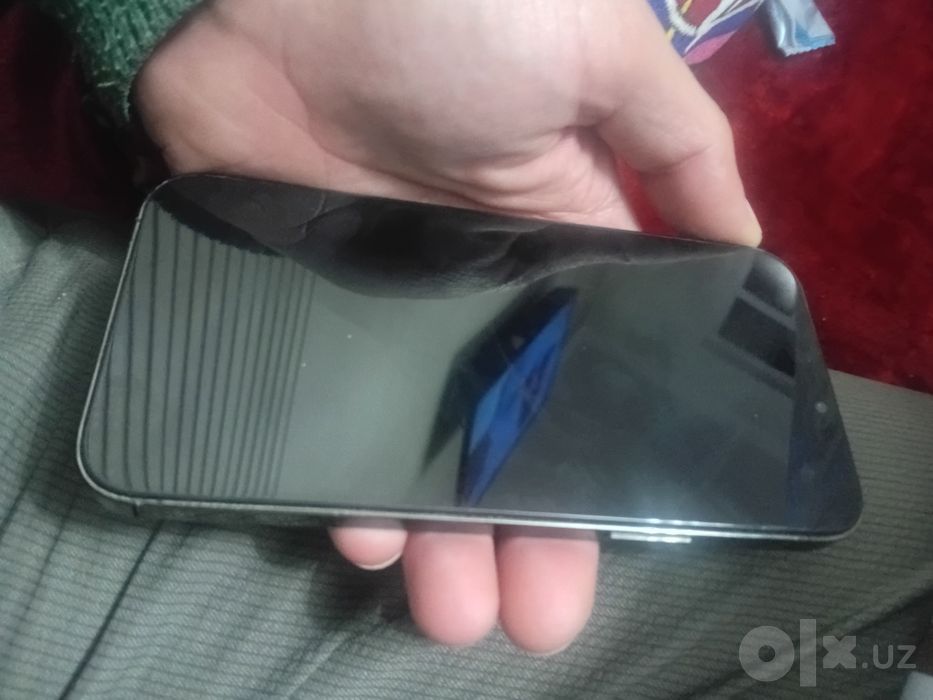 Iphone 12 pro sotiladi