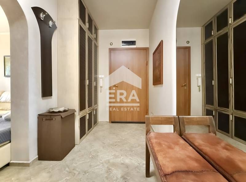 Продава се Двустаен апартамент в София, Манастирски ливади - 70 кв.м за 1887 €/кв.м - Снимка #6