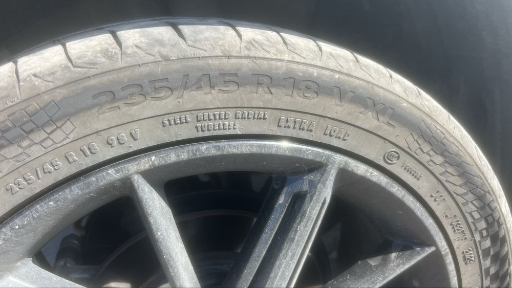 Летние резина 235/45/18