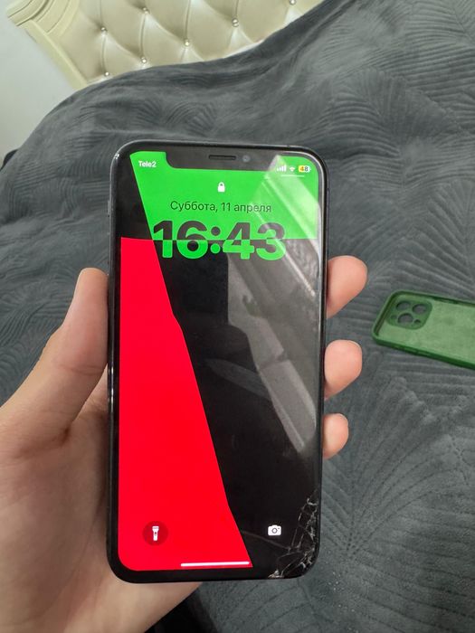 Продаю Iphone xs