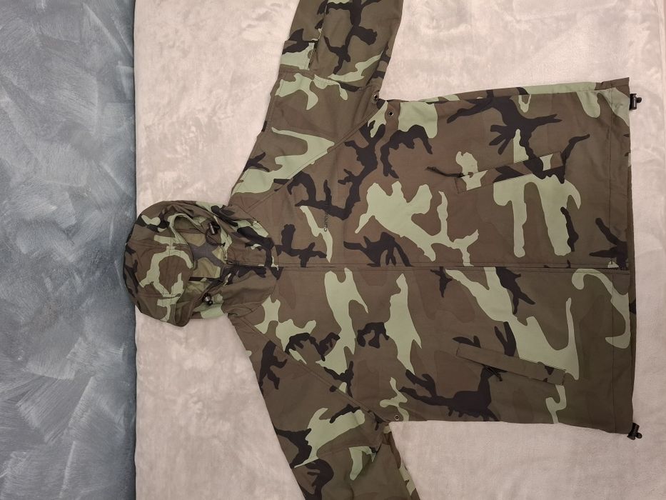 Vând geaca Carhartt mărime M-L