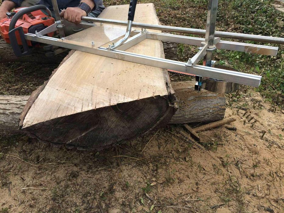 Дървени конструкции, перголи, декинг, ламперия.