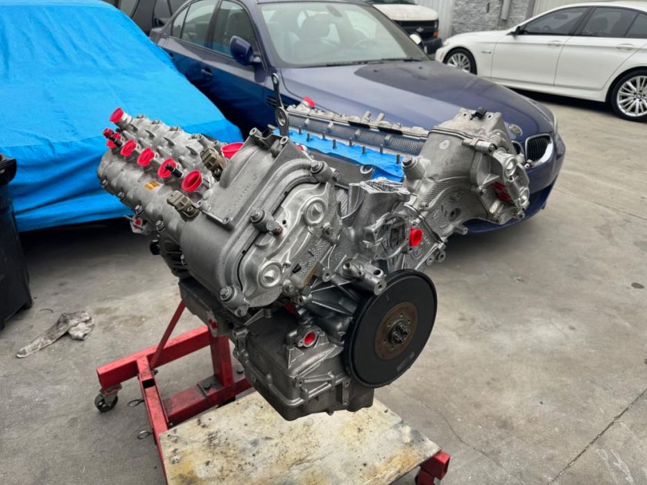 Двигател за БМВ BMW S85 V10 М5 М6 отремонтиран