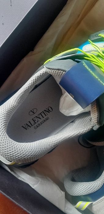 Adidasi Valentino Garavani, sneakers originali