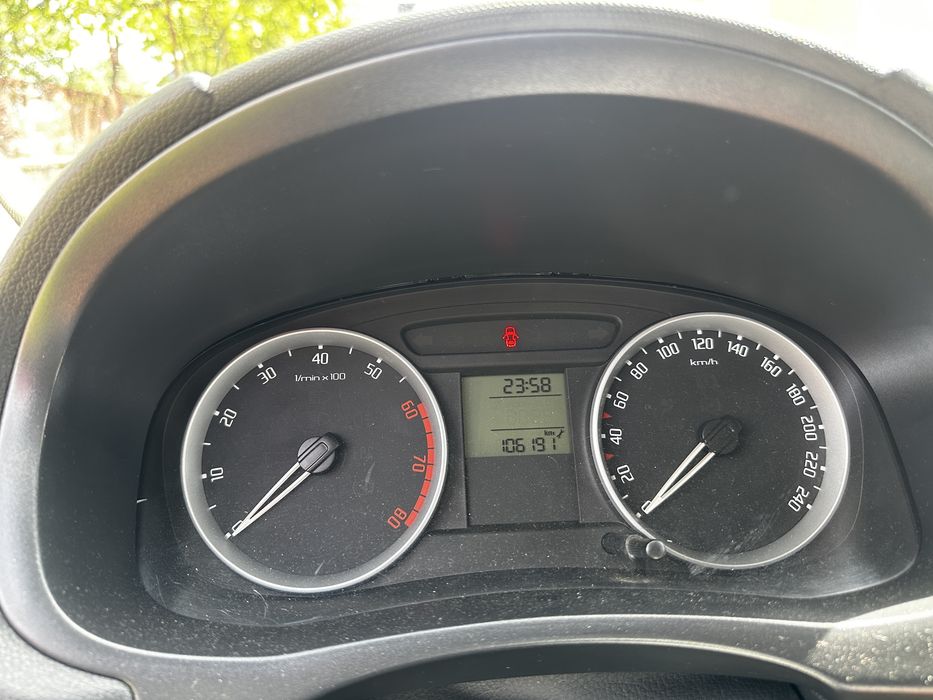 Skoda Fabia 1.2 MPI 2009 – pentru reparat sau dezmembrat