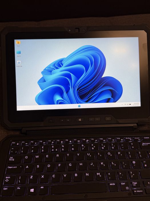 DELL Latitude Rugged  Extreme 7212 I5 sim 4G 8GB Ram