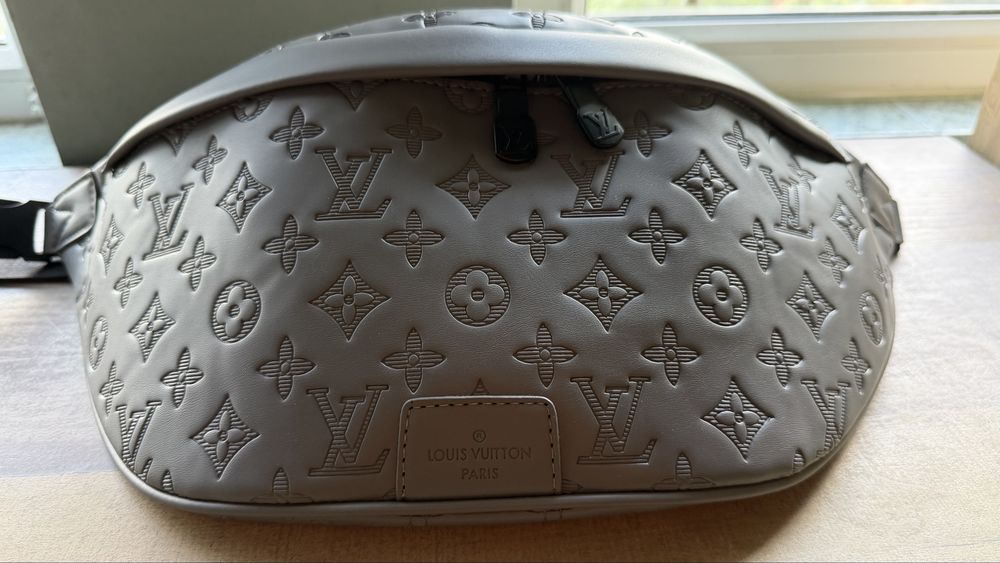 Louis Vuitton чанта – елегантна и стилна