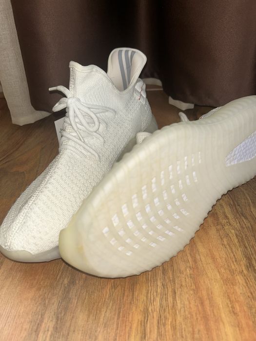 Yeezy boost 350 white