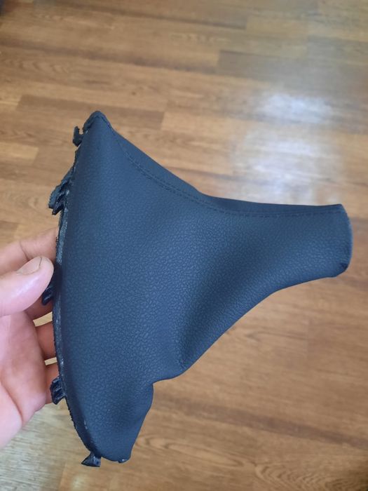 кожух ручника с рамкой бмв х3 е83 дорест. ЛЕВЫЙ РУЛЬ