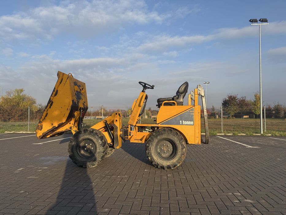 De inchiriat sau de vanzare dumper de 1 T capacitate