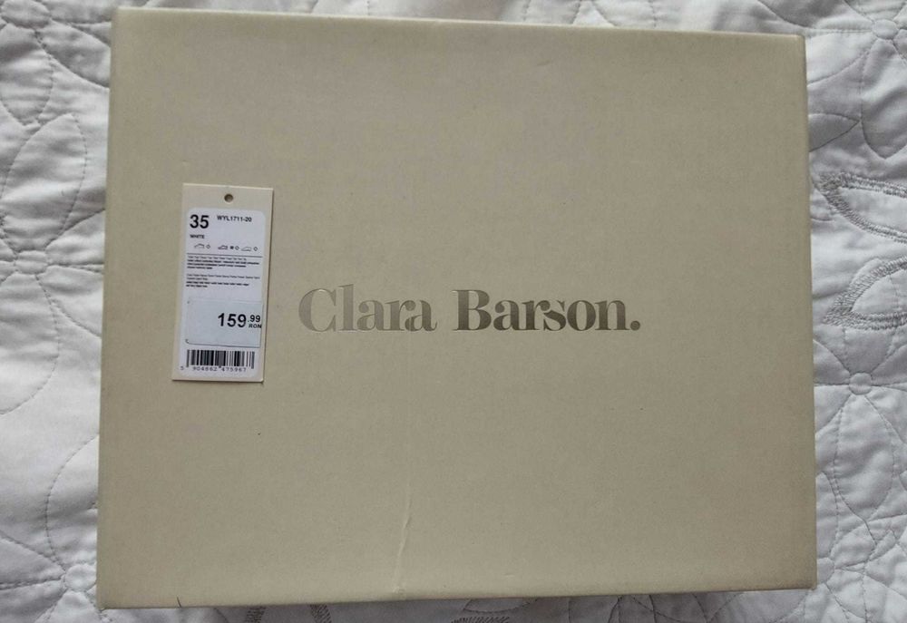 Pantofi închiși Clara Barson Alb