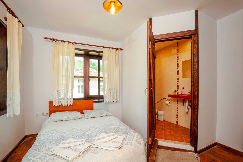 Продава се Къща в с. Арда, Област Смолян - 260 кв.м за 1116 €/кв.м - Снимка #9