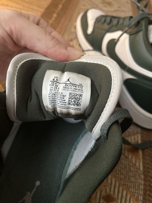 Кроссовки Nike (кожа)