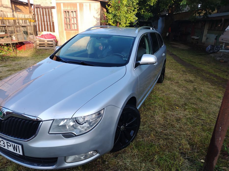SKODA Superb 2012 — imagine 2