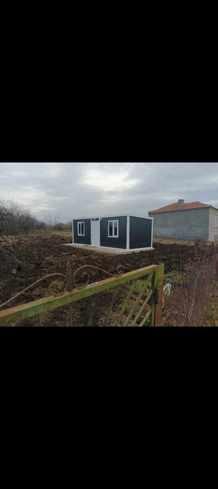 Продавам парцел в село Ведрина с сглобяема къща
