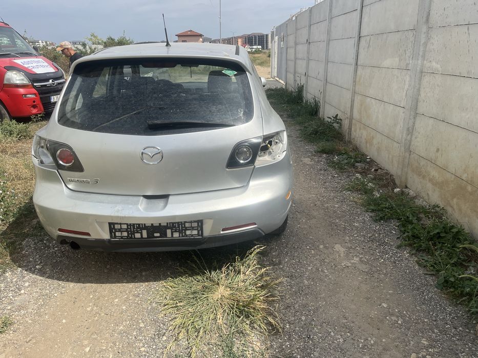 Vand far xenon stanga si dreapta Mazda 3! 2004-2008