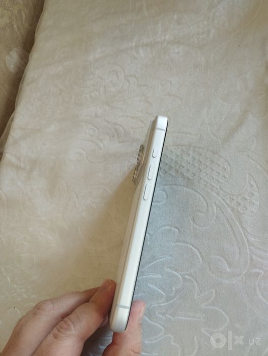 Продам Iphone 17pro 256