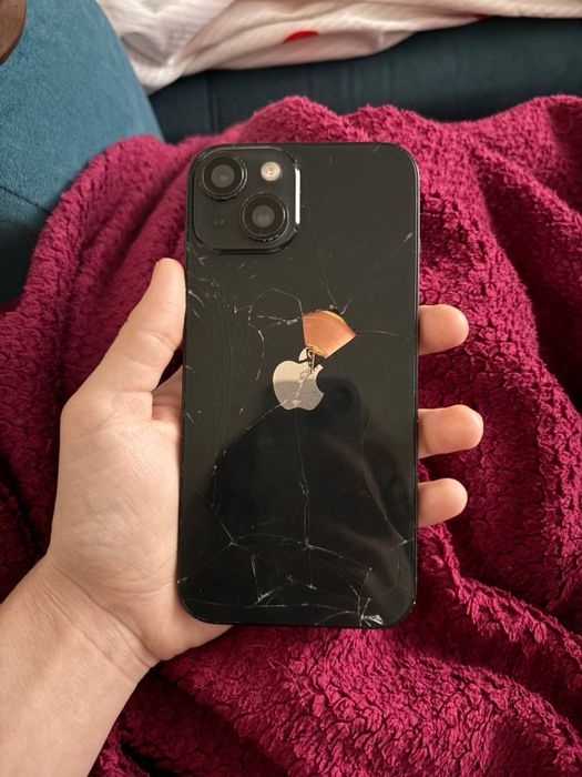 Продам айфон 14 в хорошем состоянии